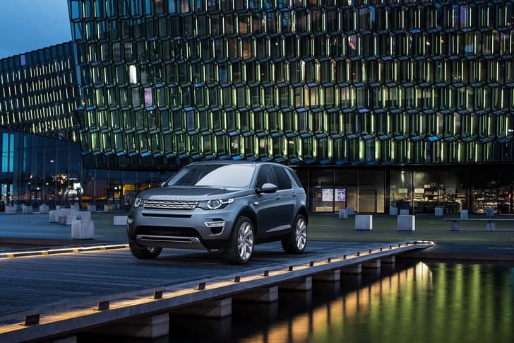 Land Rover Discovery Sport photo gallery