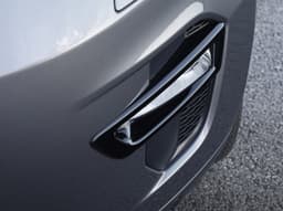 Land Rover Discovery Sport photo gallery