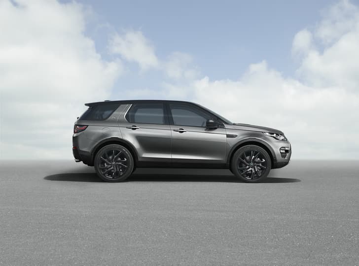 Land Rover Discovery Sport photo gallery