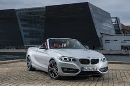 BMW 2-series convertible photo gallery