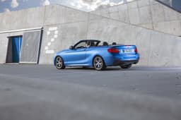 BMW 2-series convertible photo gallery