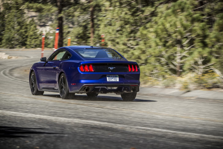 New Ford Mustang GT photo gallery