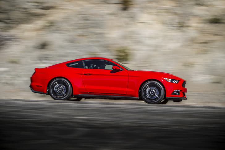 New Ford Mustang GT photo gallery