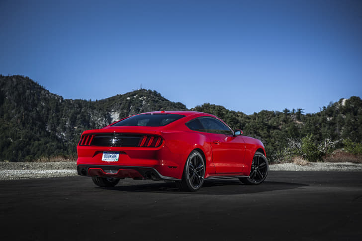 New Ford Mustang GT photo gallery