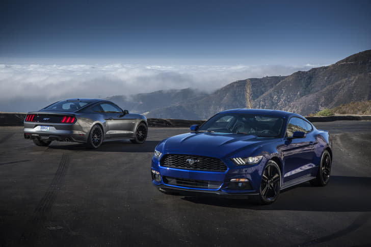New Ford Mustang GT photo gallery
