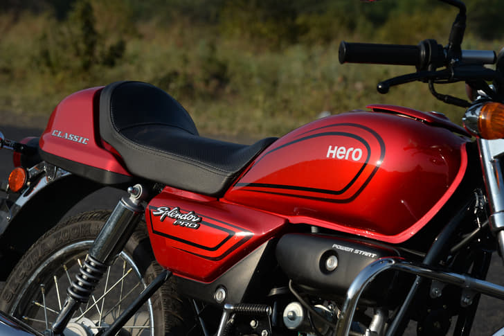 Body panels come together as one to create a well styled café racer.