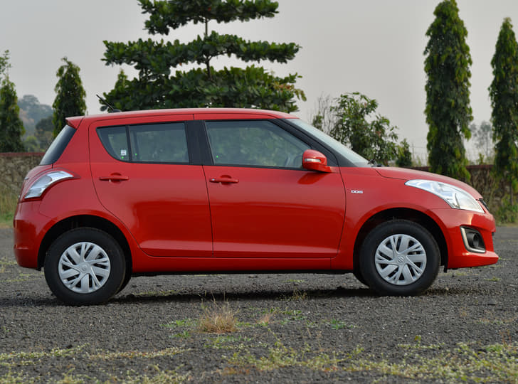 Maruti Swift VDI side view.
