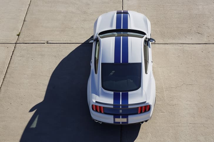 New Ford Mustang Shelby GT350 photo gallery