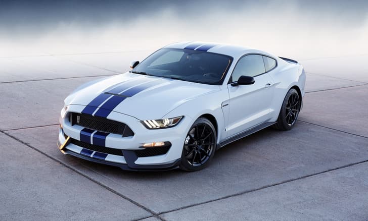 New Ford Mustang Shelby GT350 photo gallery