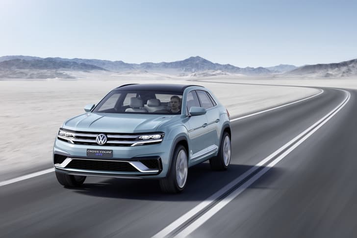 Volkswagen Cross Coupe GTE concept photo gallery