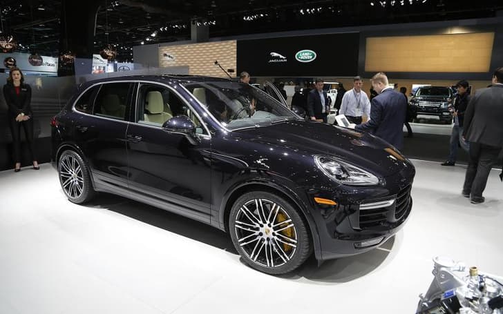 Porsche Cayenne Turbo S. 
