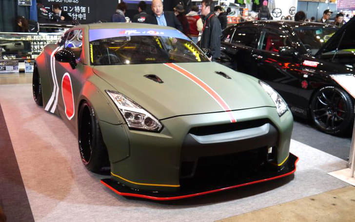 Fnatz LB-Works GT-R