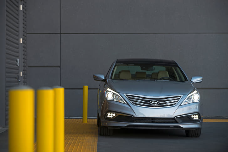 Hyundai Azera photo gallery