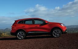 Renault Kadjar SUV photo gallery