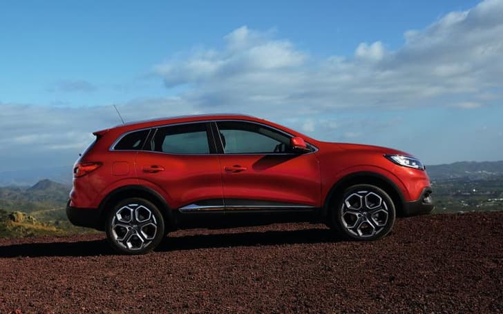 Renault Kadjar SUV photo gallery