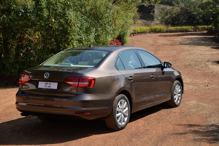 The surface of the rear is much cleaner and the new boot lid has a spoiler integrated into it.