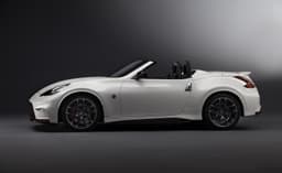 Nissan 370Z NISMO Roadster concept photo gallery