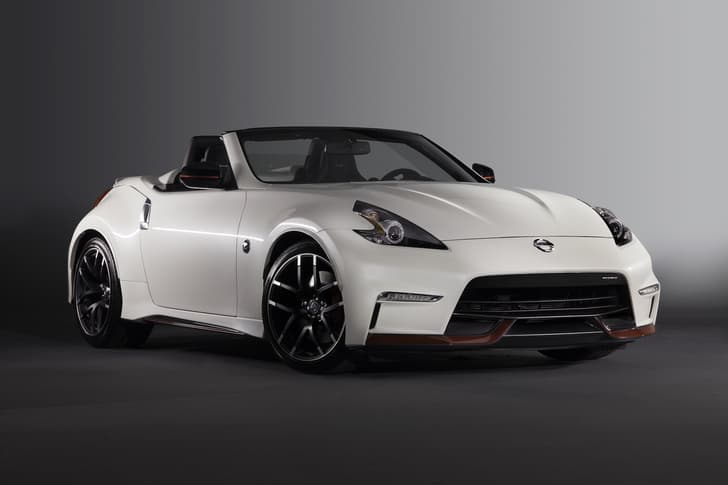 Nissan 370Z NISMO Roadster concept photo gallery