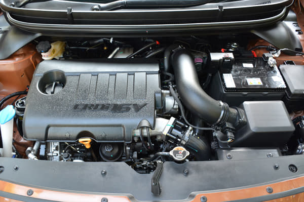 Hyundai i20 Active photo gallery