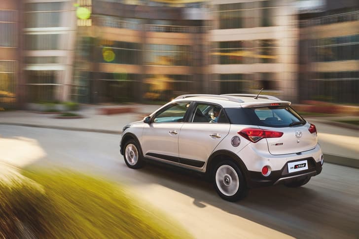 Hyundai i20 Active photo gallery