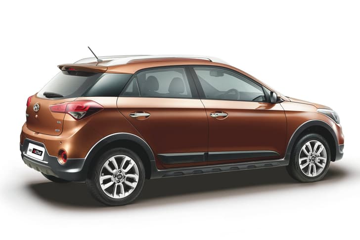Hyundai i20 Active photo gallery
