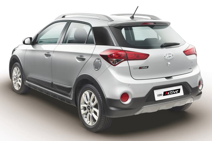 Hyundai i20 Active photo gallery