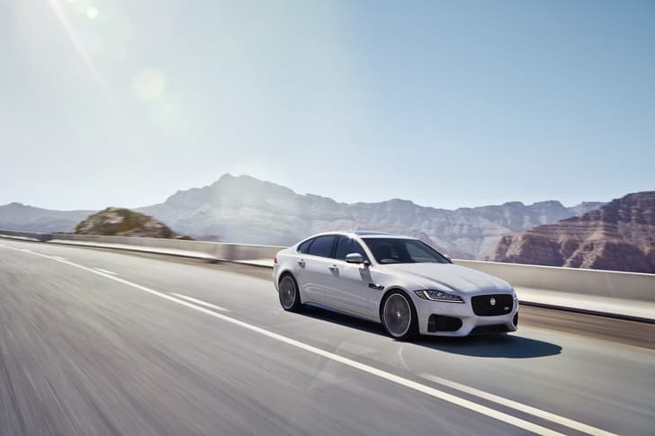 New Jaguar XF photo gallery