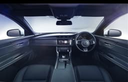 New Jaguar XF photo gallery