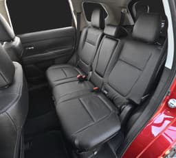 Mitsubishi Outlander facelift photo gallery