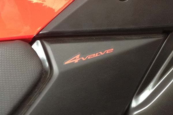 The AS200 uses advanced technology - four valves per cylinder engine layout.