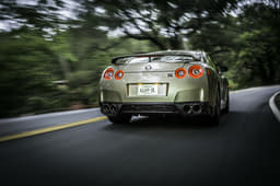 2016 Nissan GT-R 45th Anniversary Gold Edition 