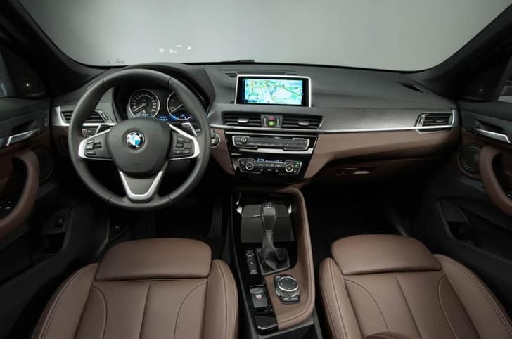 New BMW X1 photo gallery