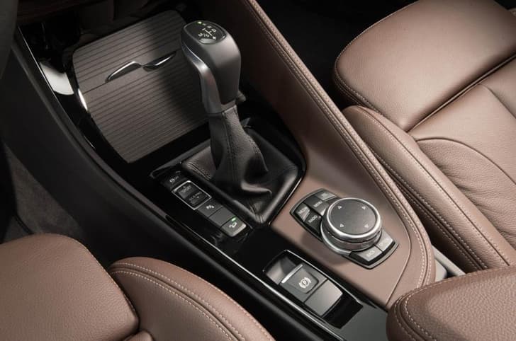 New BMW X1 photo gallery