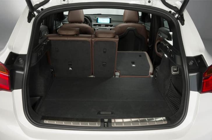 New BMW X1 photo gallery