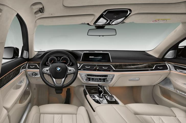 New 2015 BMW 7-series photo gallery