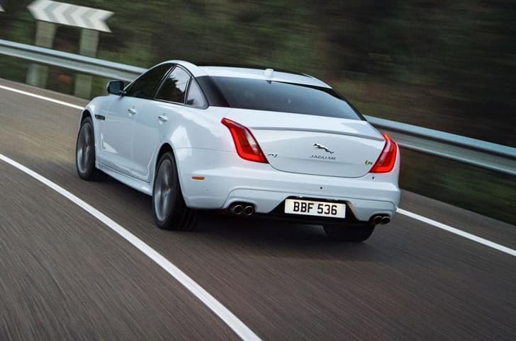 Jaguar XJ facelift photo gallery