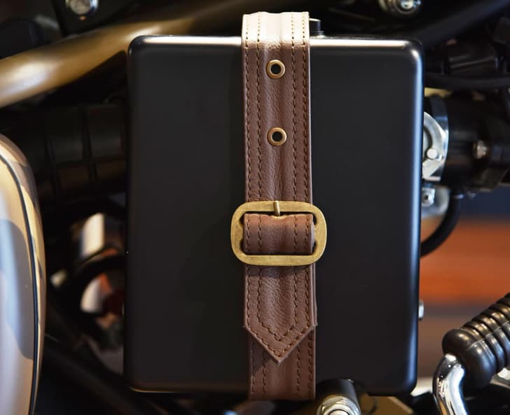 The leather belt holding the airbox in place is a nice touch.