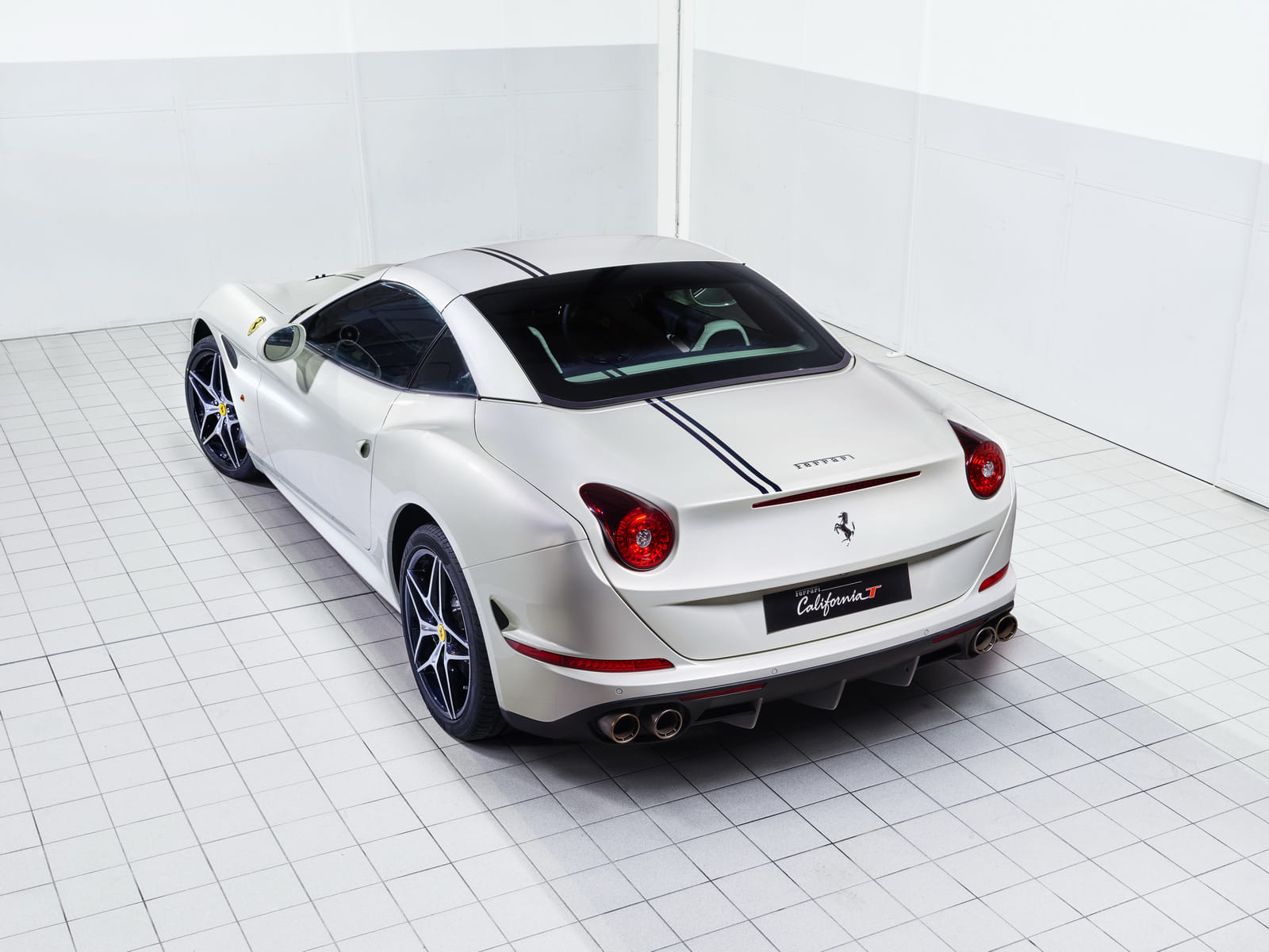 Ferrari California T Tailor Made photo gallery - Image 2