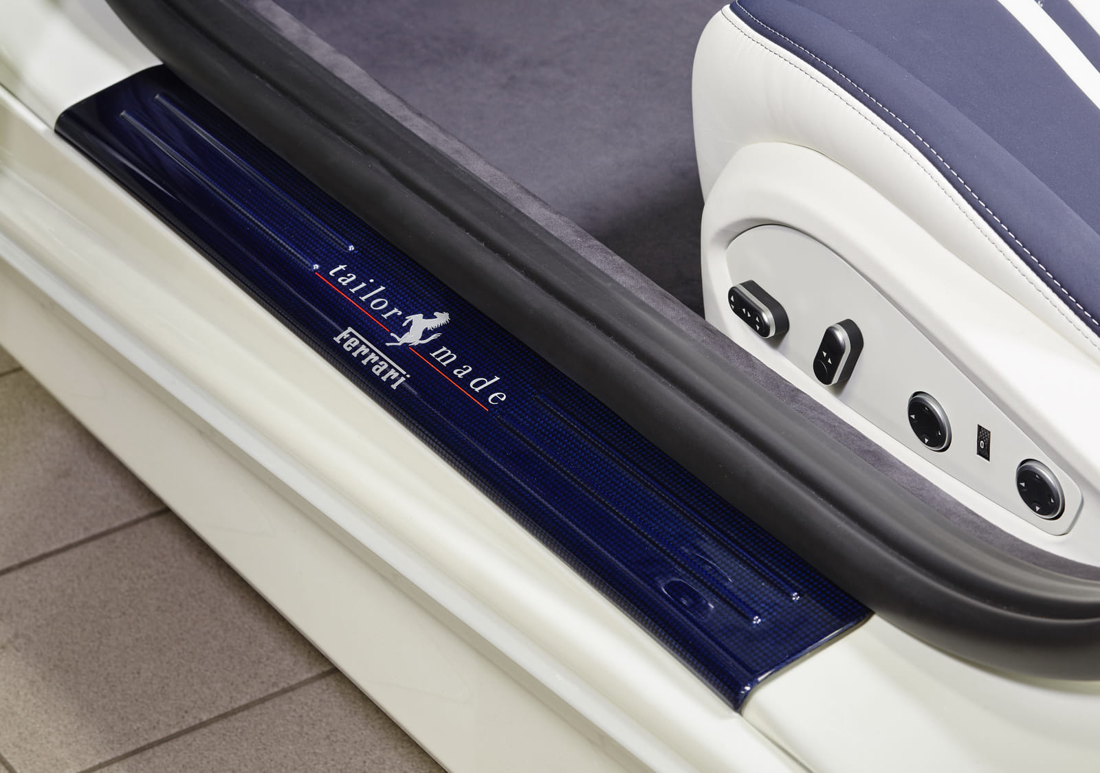 Ferrari California T Tailor Made photo gallery - Image 6