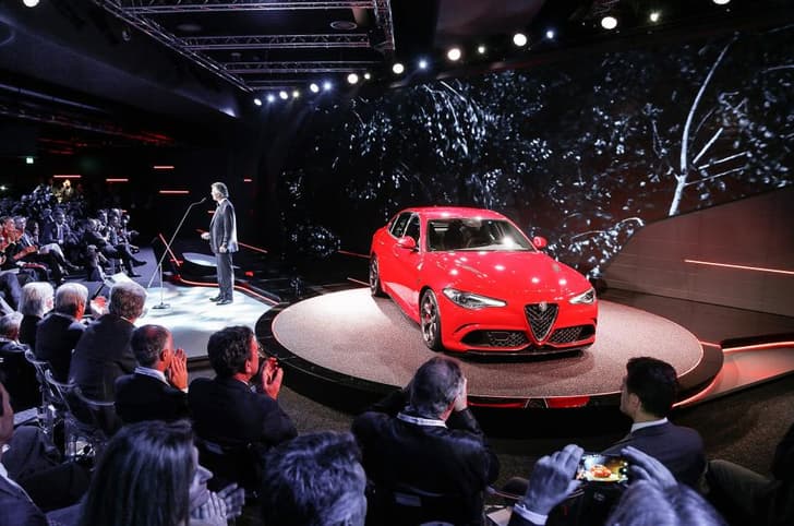 Alfa Romeo Giulia photo gallery