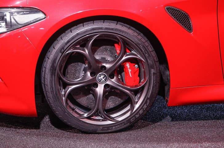 Alfa Romeo Giulia photo gallery