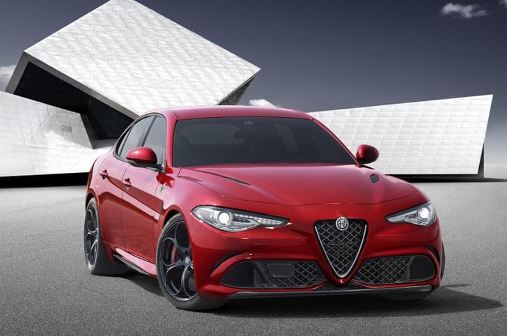 Alfa Romeo Giulia photo gallery