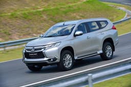 New Mitsubishi Pajero Sport image gallery