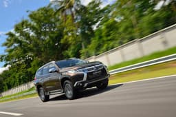 New Mitsubishi Pajero Sport image gallery