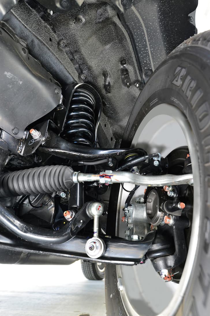 New Mitsubishi Pajero Sport image gallery