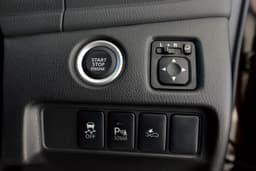 New Mitsubishi Pajero Sport image gallery