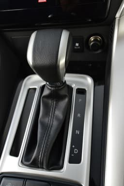 New Mitsubishi Pajero Sport image gallery