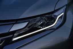 New Mitsubishi Pajero Sport image gallery