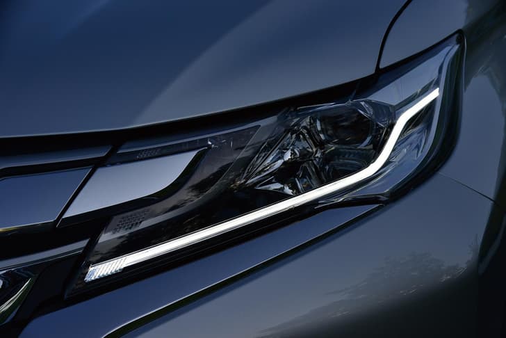 New Mitsubishi Pajero Sport image gallery