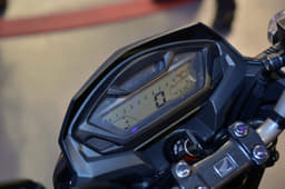 The information display is the same one as the CB Unicorn 160.